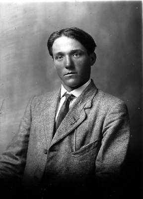 13.jpg - Johan Henrik K. Kvien AKA John Henry Kein