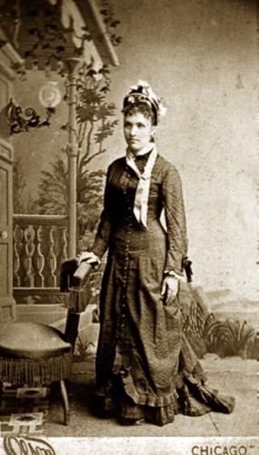 475.jpg - Elisabet Davidsdtr Stve b. 1848. Married in Chicago to Olaf Christ Olsen.
